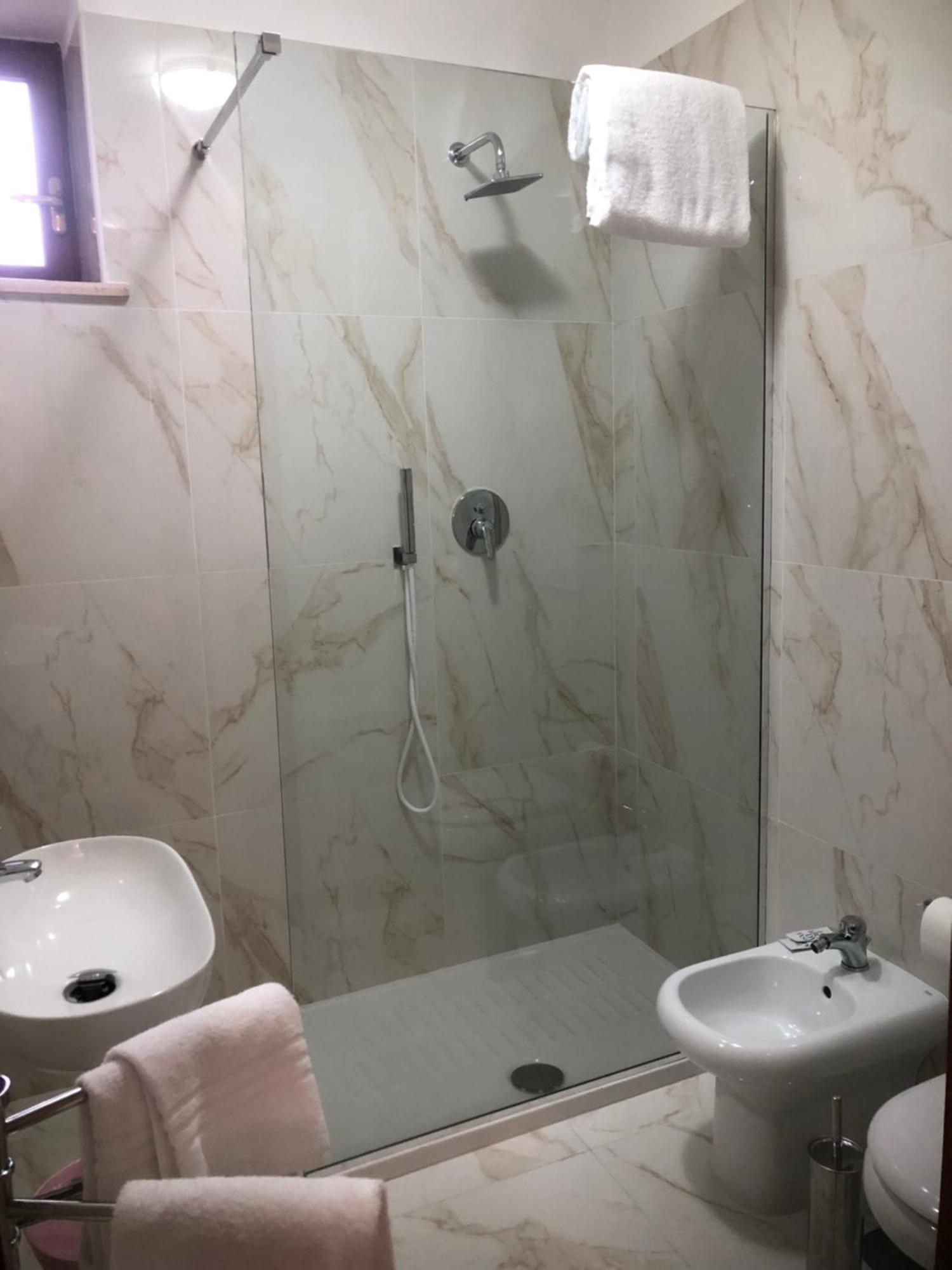 Hotel Serena 那不勒斯 外观 照片