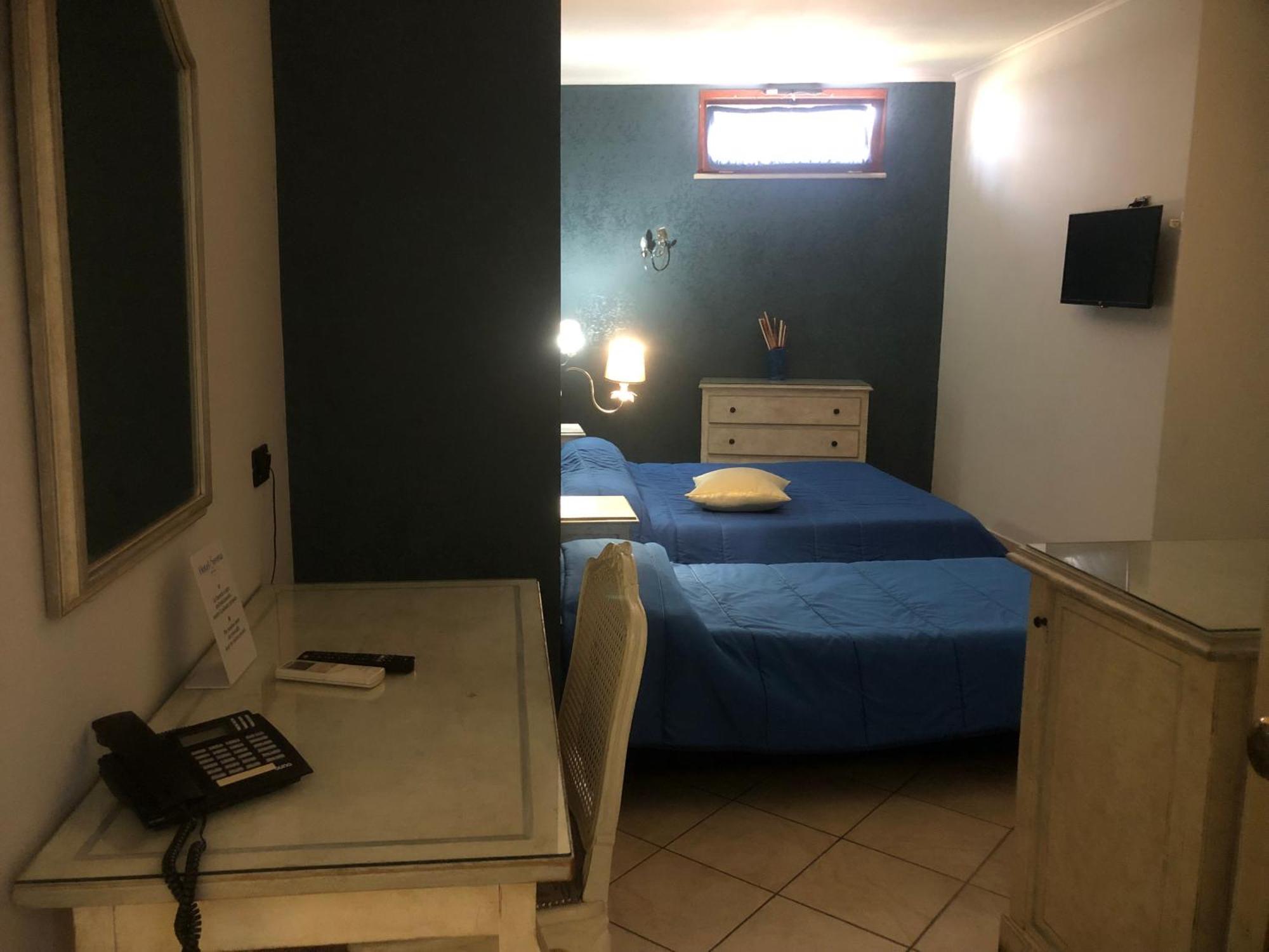 Hotel Serena 那不勒斯 外观 照片